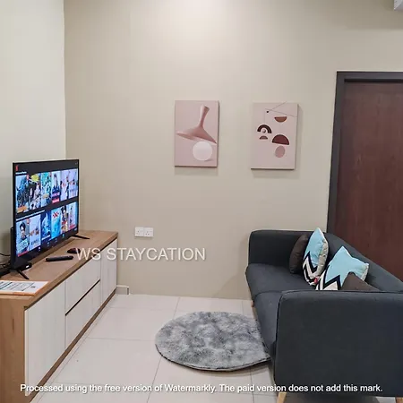 Mahkota Valley Suite Pool View With 2 Bedroom And Netflix Kuantan Exterior photo