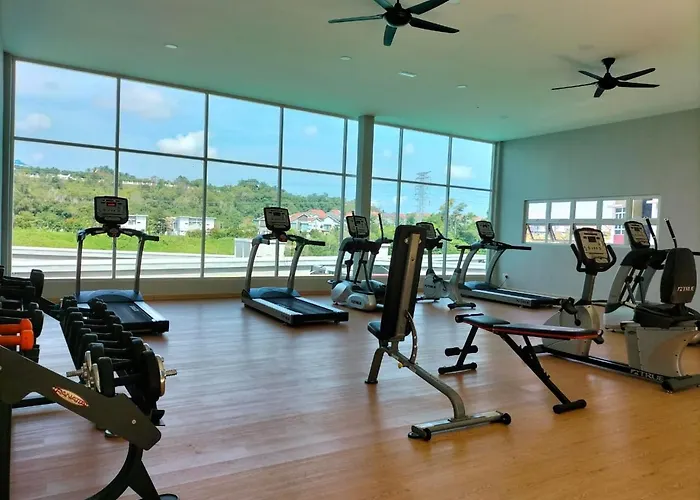Mahkota Valley Suite Pool View With 2 Bedroom And Netflix