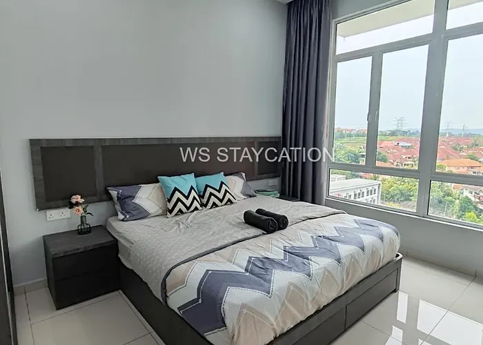 Mahkota Valley Suite Pool View With 2 Bedroom And Netflix